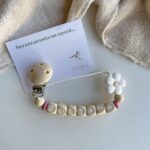 PORTACHUPETE PERSONALIZADO
Letras de silicona de color beige