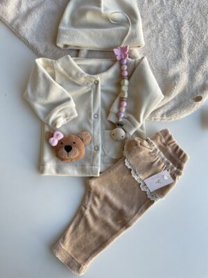 CONJUNTO DE PLUSH PEINADO “LUZ” 
CON APLIQUE: OSITA