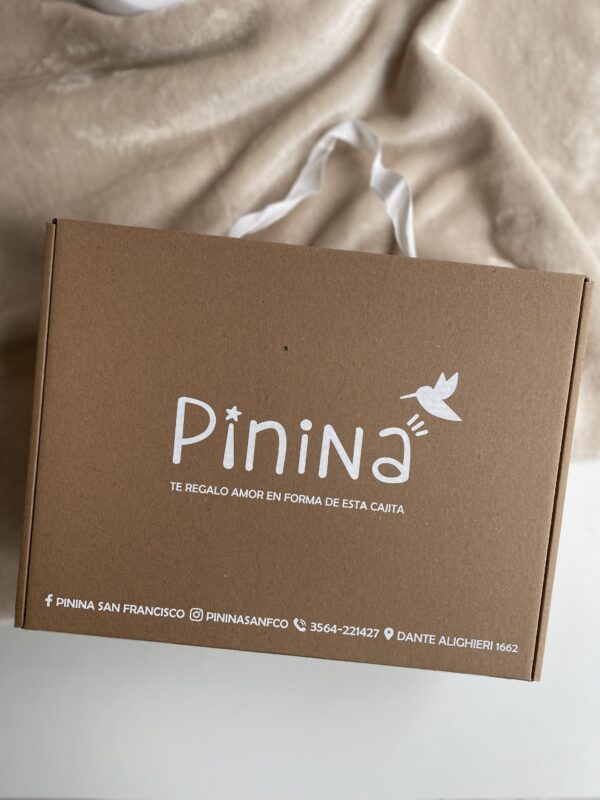 BOX DE NACIMIENTO “VALENTÍN” 
APLIQUES A ELECCIÓN