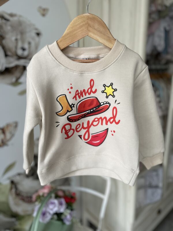 BUZO “Y MÁS ALLÁ ” - JESSIE